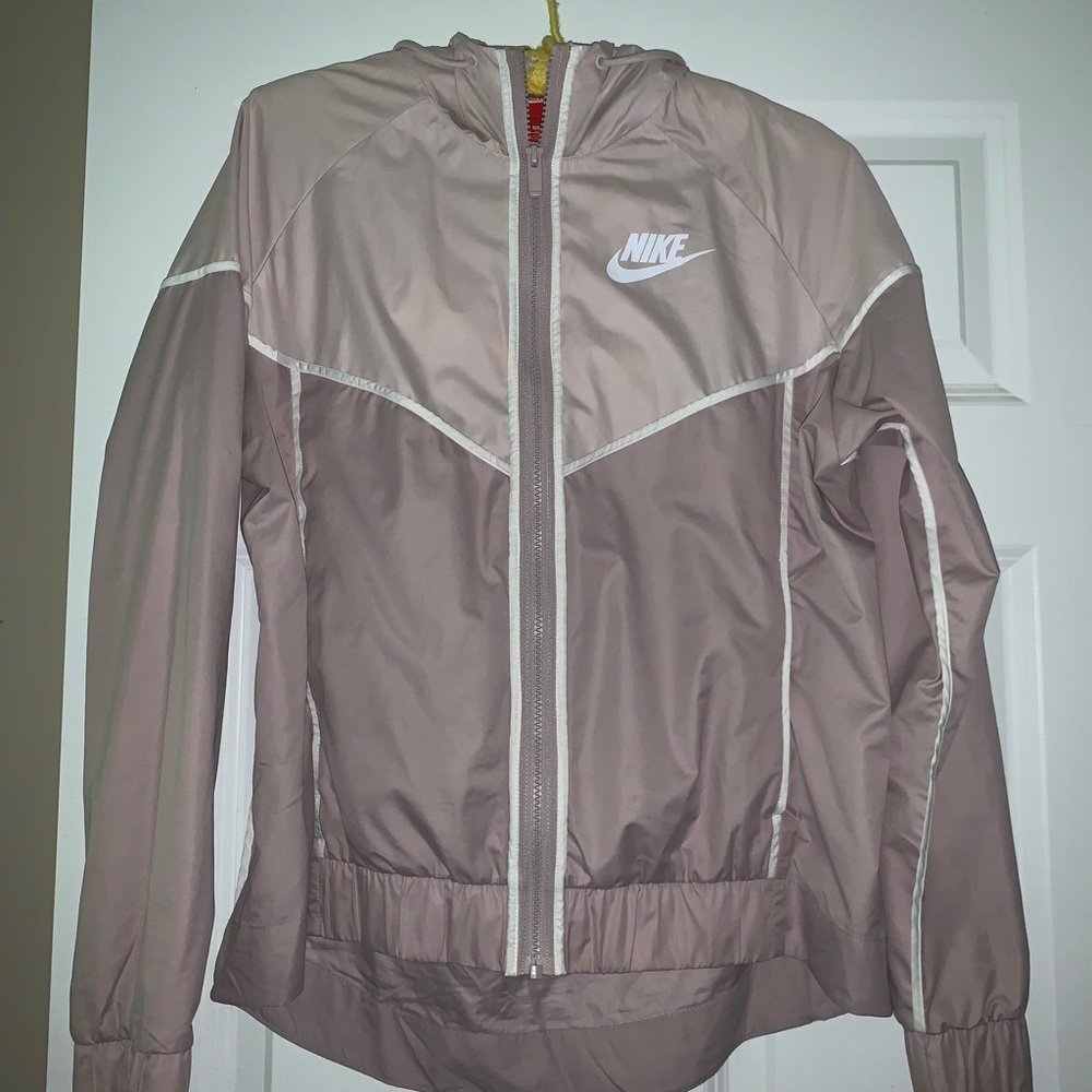 Nike wind breaker